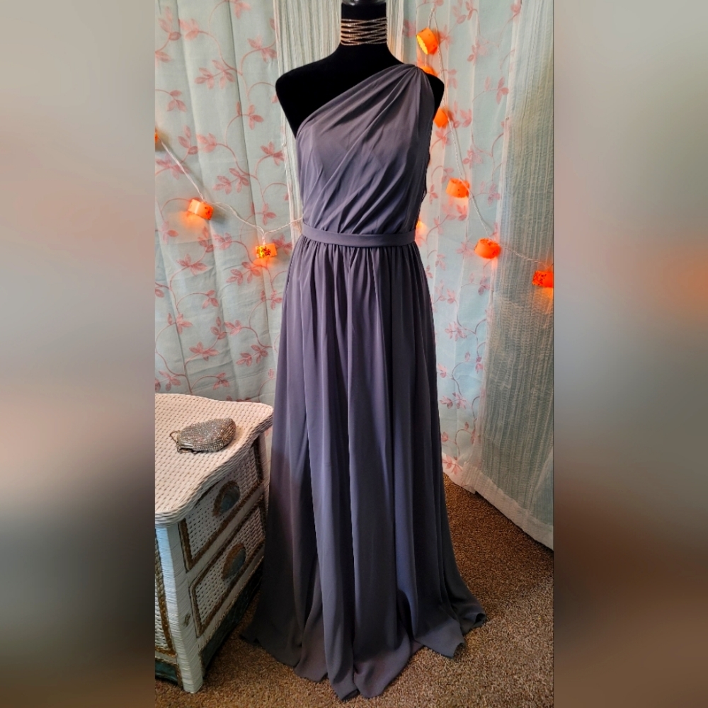 💙Sleeveless Pleated One Shoulder A-Line Gown sz10💙